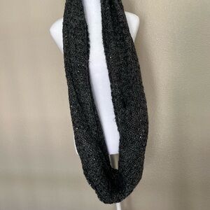 H&M Woven Infinite Scarf